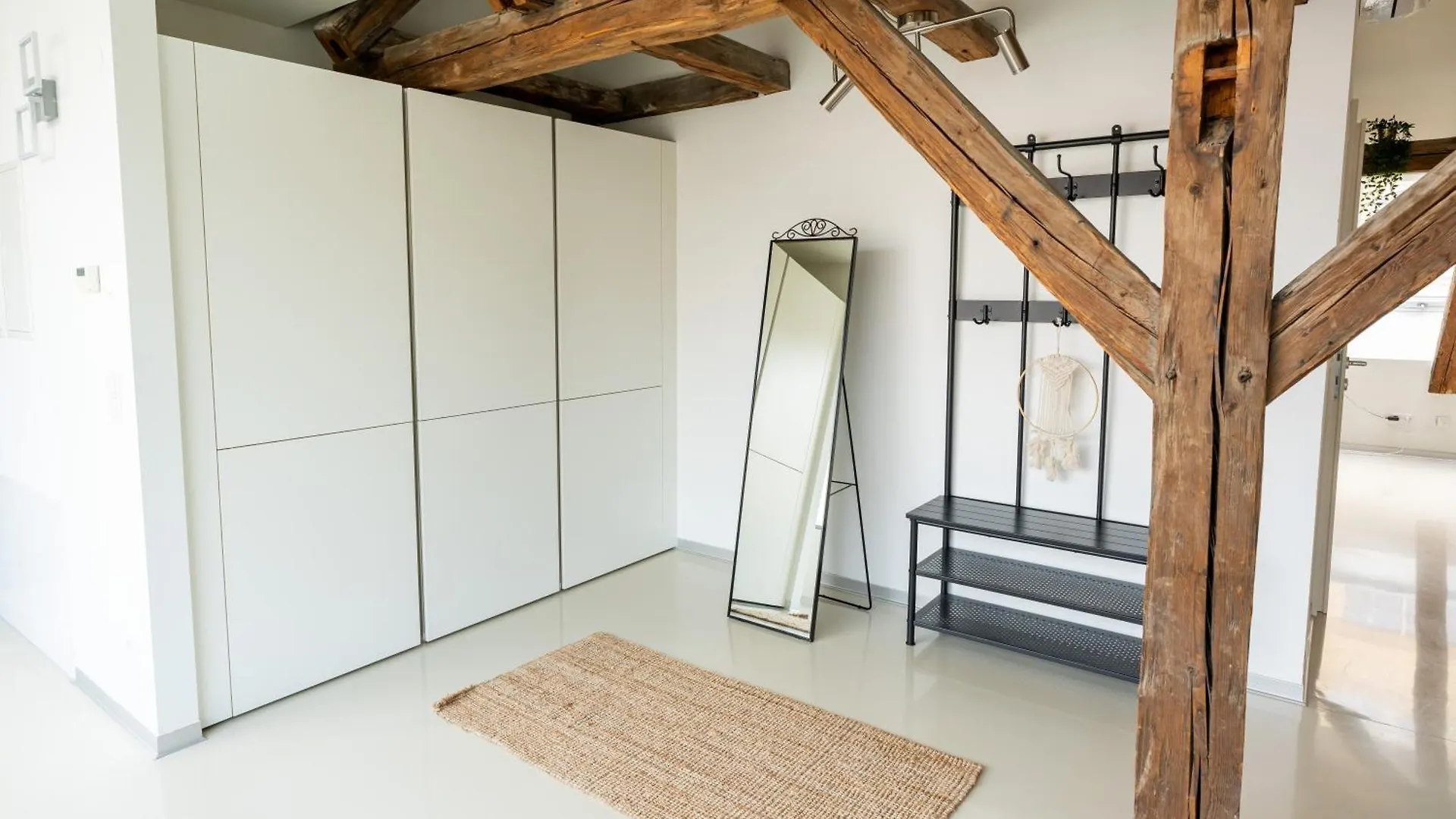 Central Living Apartments - Berggasse Vienna